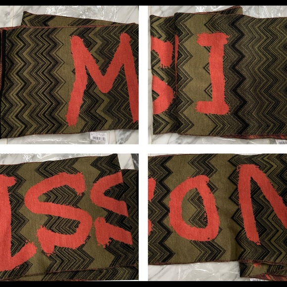 MISSONI WRITTEN IN ORANGE ACROSS A SIGNATURE CHEVON SCARF - Picture 3 of 16